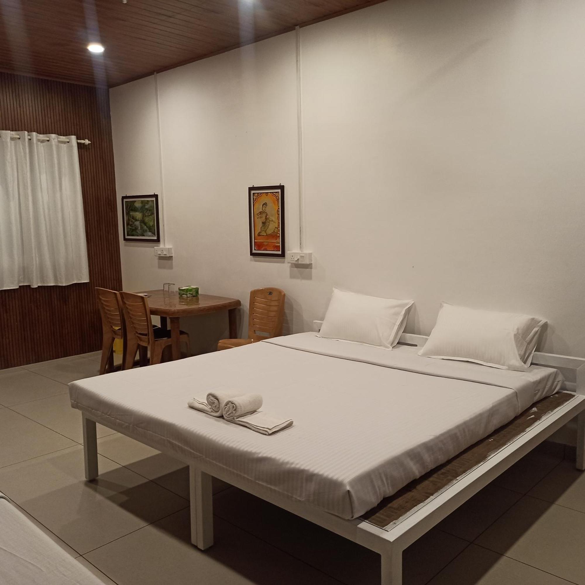 Bethesda Inn Коччи Экстерьер фото
