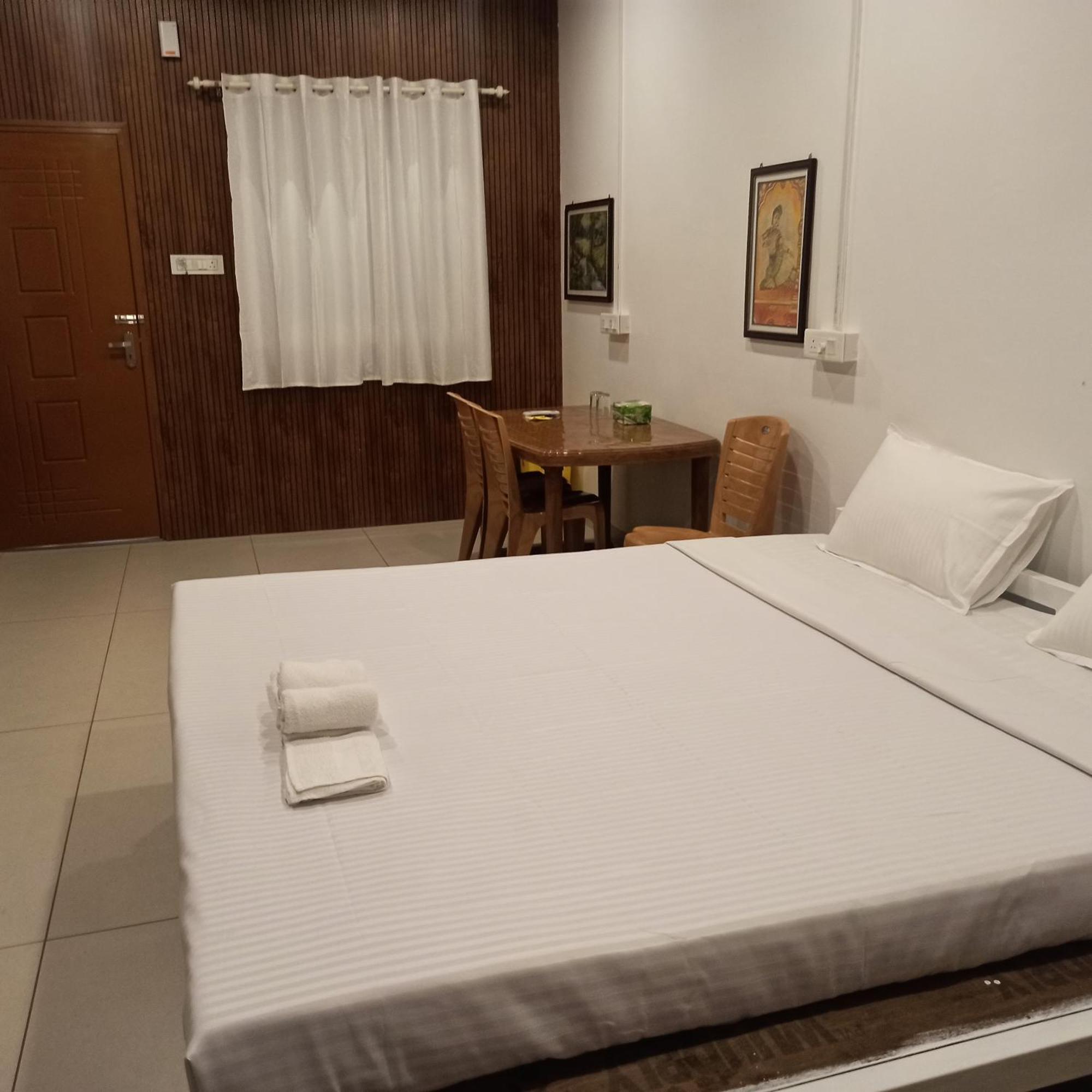 Bethesda Inn Коччи Экстерьер фото